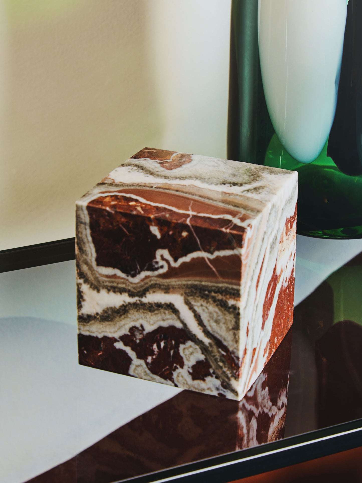 Red Aristocratic Marble Cube Ornament